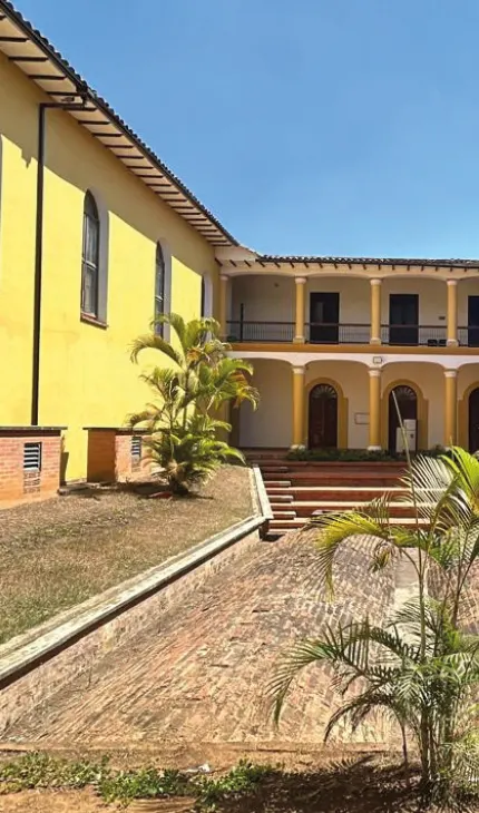 walking tour opc1 bucaramanga bfree
